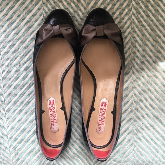 Guillaume Hinfray Leather Round Toe Bow Heels - Picture 4 of 8